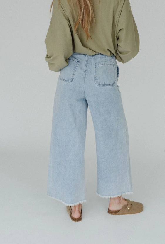 Light Wash Wide Leg Jeans